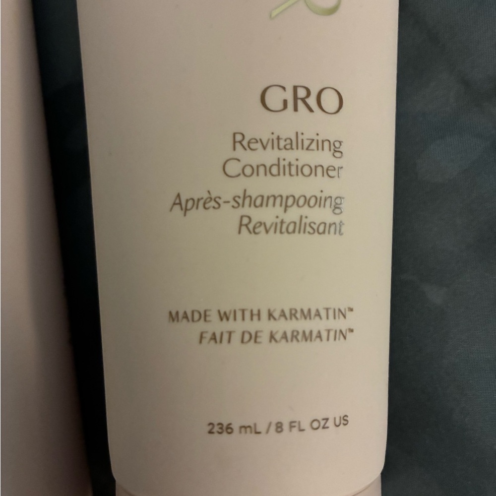 Revitalizing Shampoo and Conditioner Set - Vegamour Gro - Picture 3 of 5